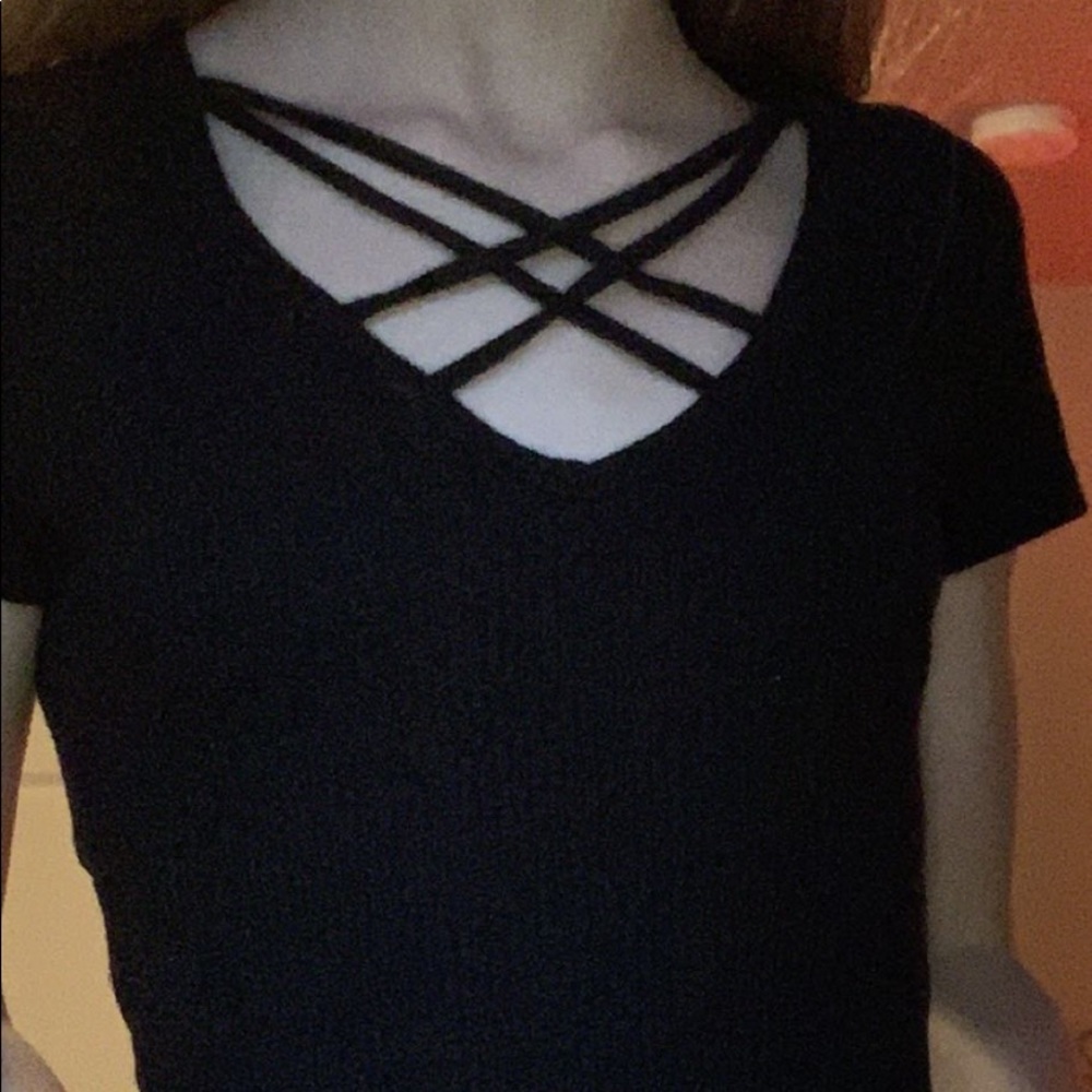 black crop top